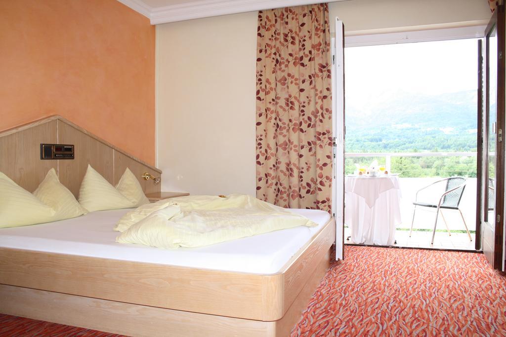 Vitalhotel Sonnblick Villach Room photo