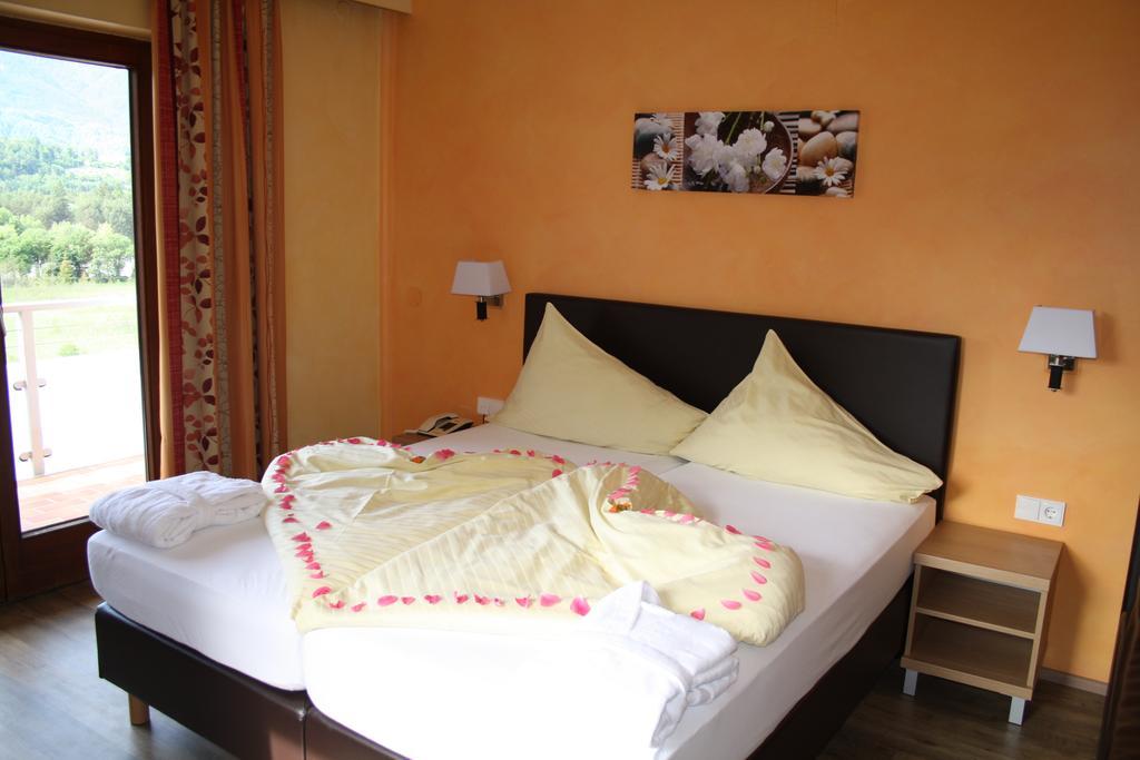 Vitalhotel Sonnblick Villach Room photo